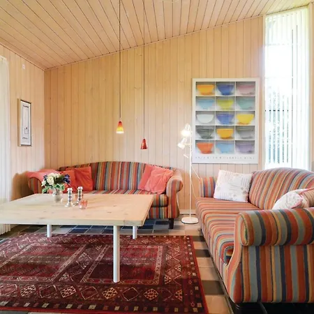Three Bedroom Holiday In Fur *